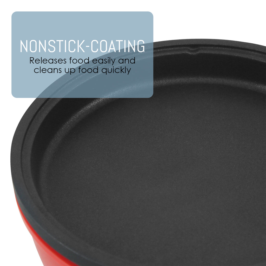 Nonstick-coating releases food easily and cleans up food quickly.
