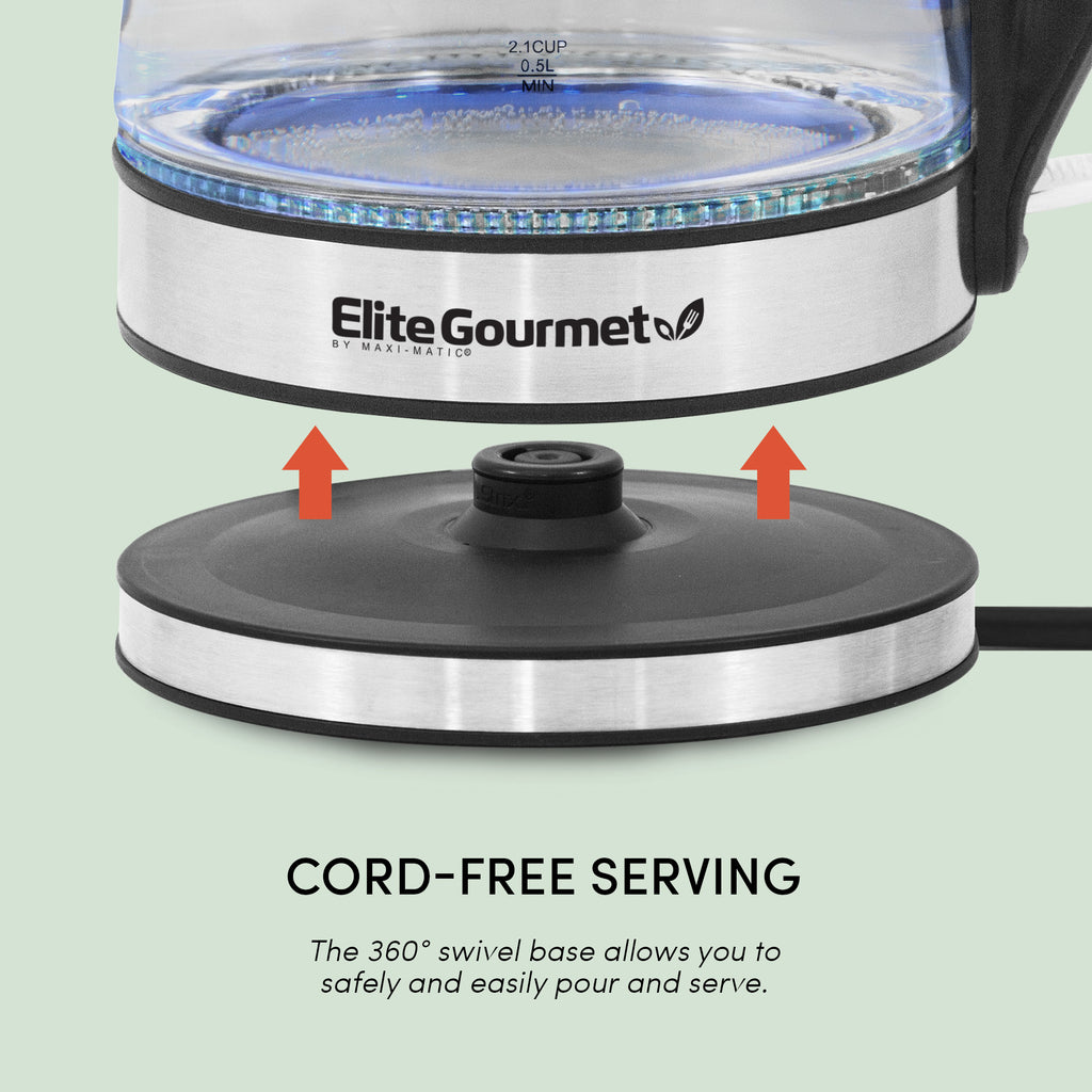 CORD-FREE SERVING The 360° swivel base allows you to safely and easily pour and serve.